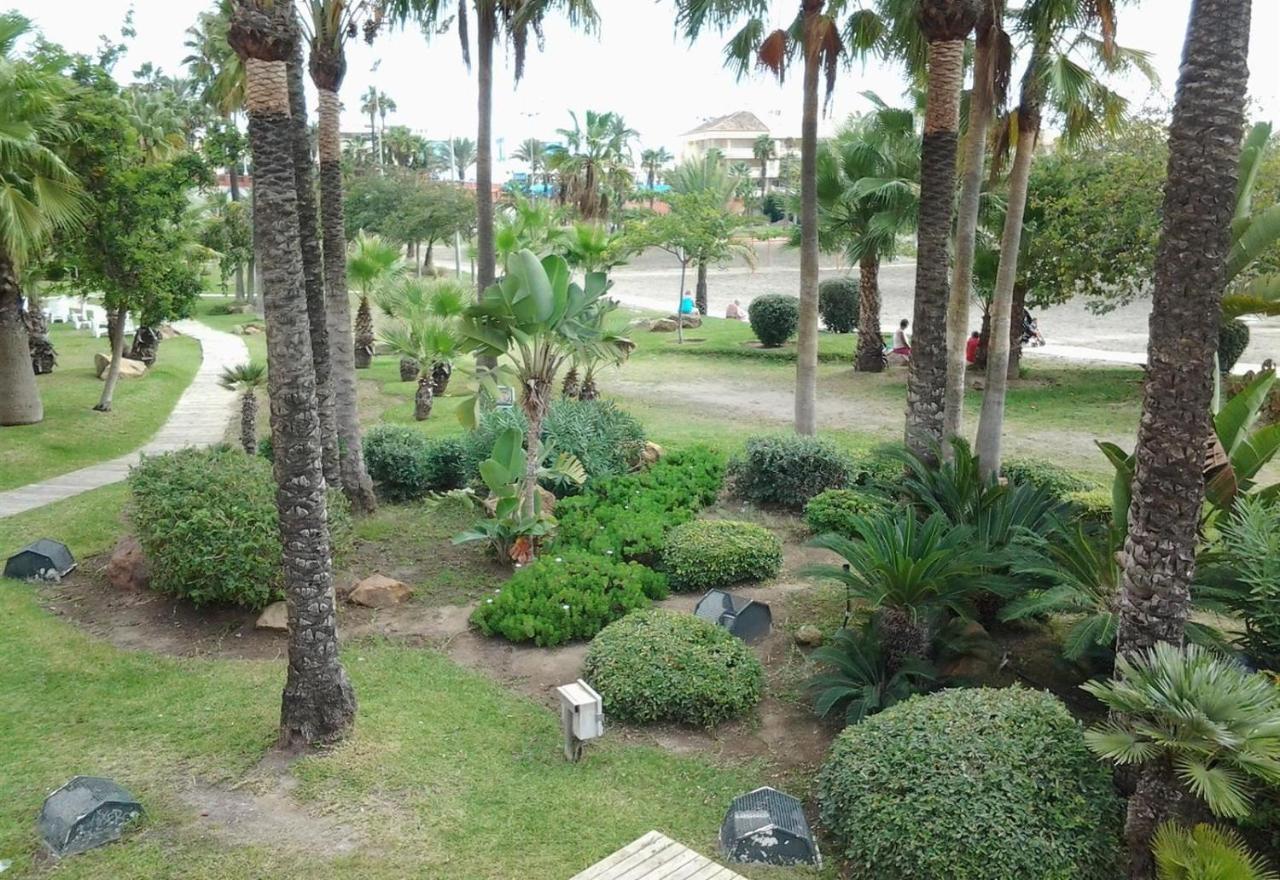Right On The Beach Benalmádena Eksteriør billede